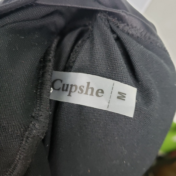 Cupshe One Piece Swim Suit Black Size Medium . - Picture 2 of 5